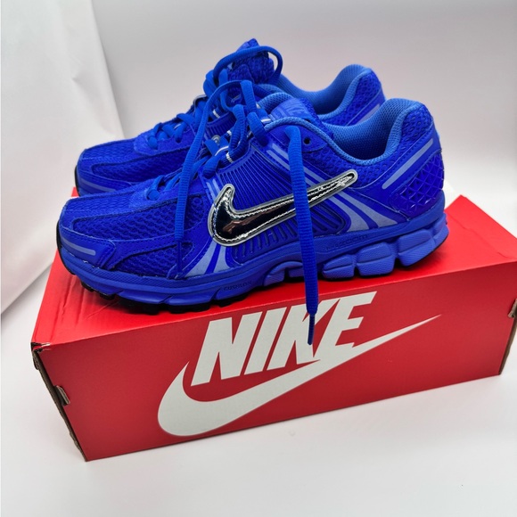 Nike Zoom Vomero 5 Women New - Picture 1 of 6